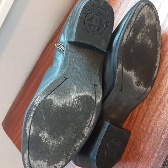 Sam Edelman "Parley" Black Leather Booties with Decorative Zipper | Size 6.5 - Picture 8 of 13